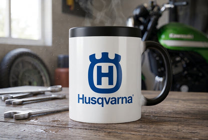 Mug blanc brillant en céramique • Husqvarna