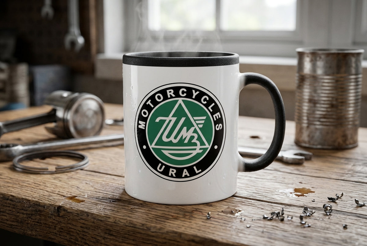 Mug blanc brillant en céramique • Ural Motorcyces