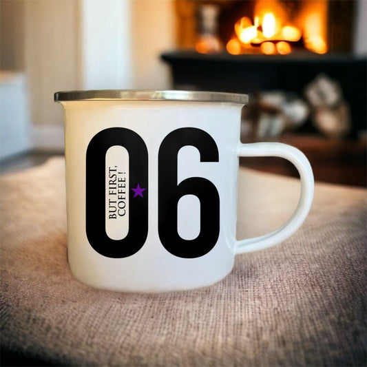 Mug émaillé 06 But first, coffee